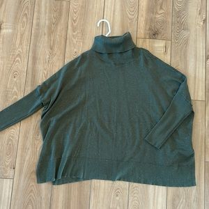 Women’s sweater